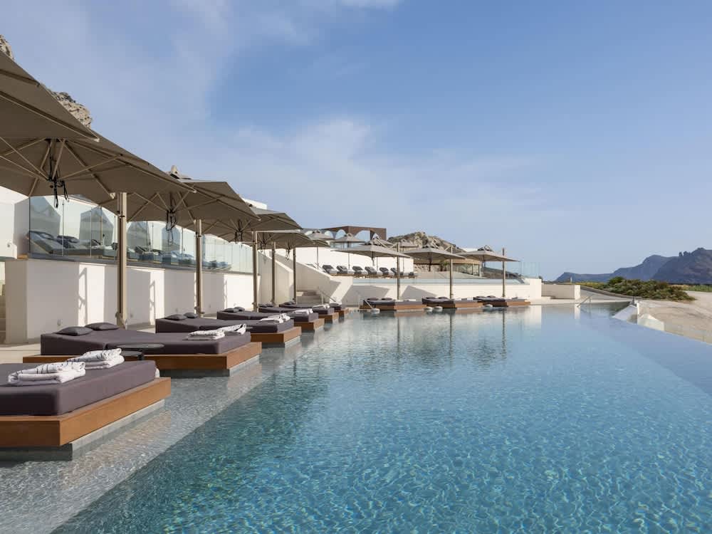 Santo Mine Oia Suites 1