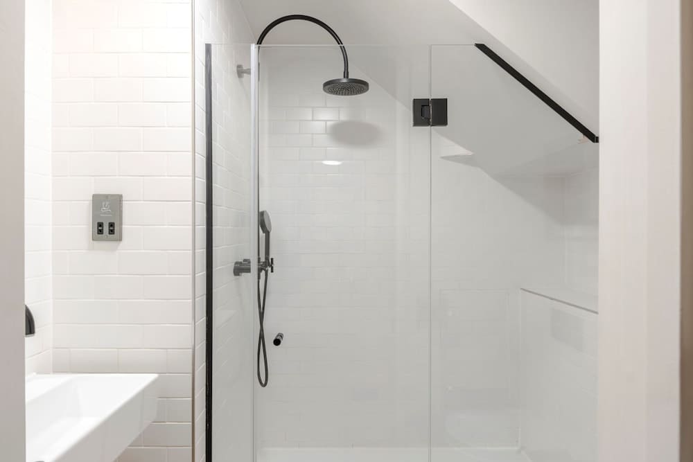 Chic 1-Bed Apartment near Covent Garden Piazza 2