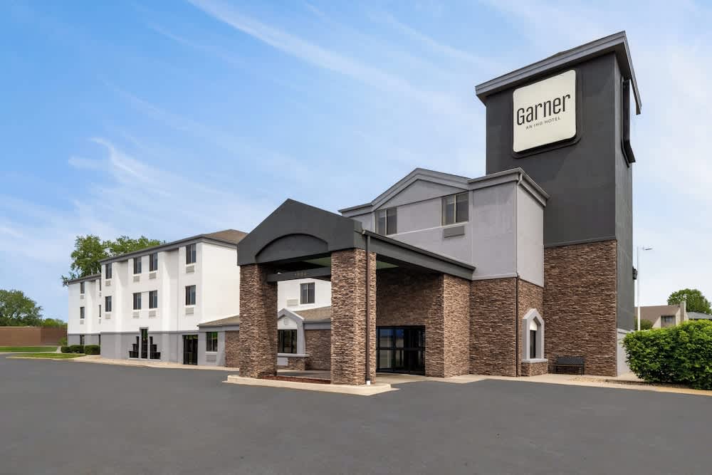 Garner Hotel Topeka West by IHG 1