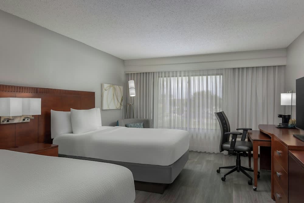 Courtyard by Marriott Houston Rice University 1