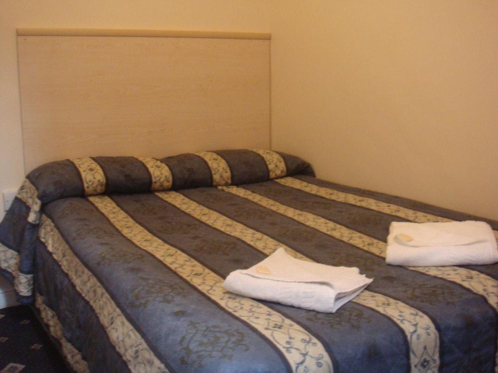 BLAIR VICTORIA HOTEL 2