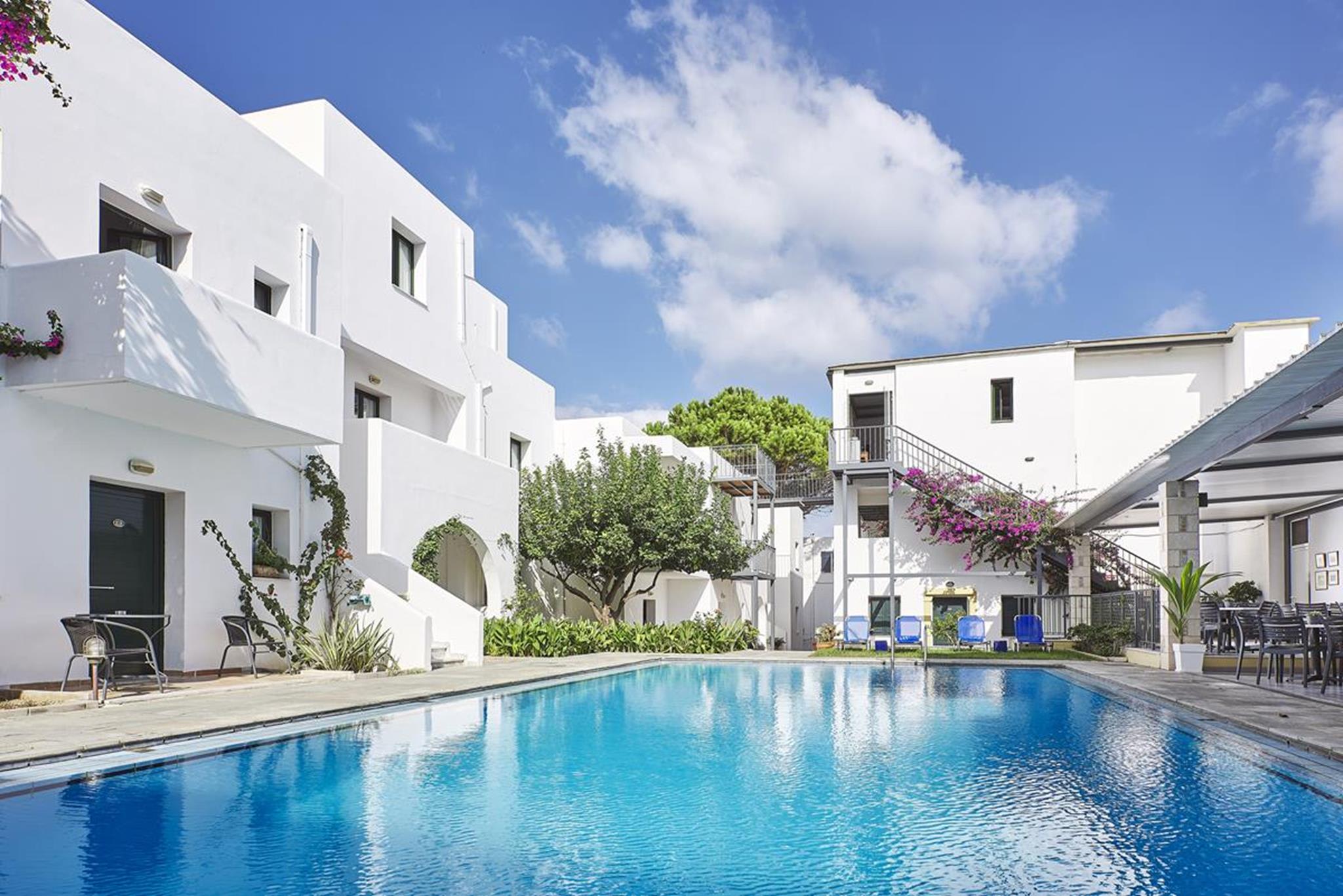 Eva Suites & Apartments 4