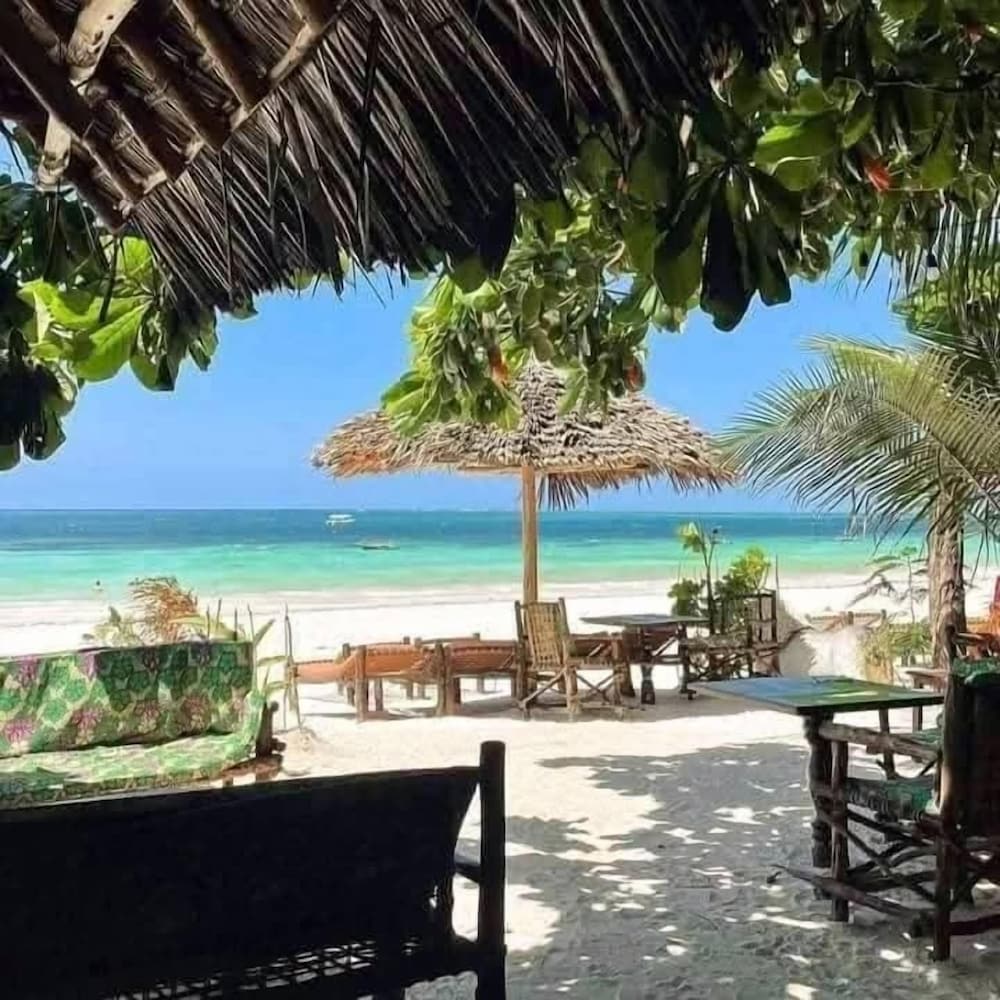 Sipano Beach Lodge Kiwengwa 1