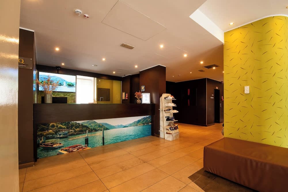 Axolute Comfort Hotel Como Cantù 4