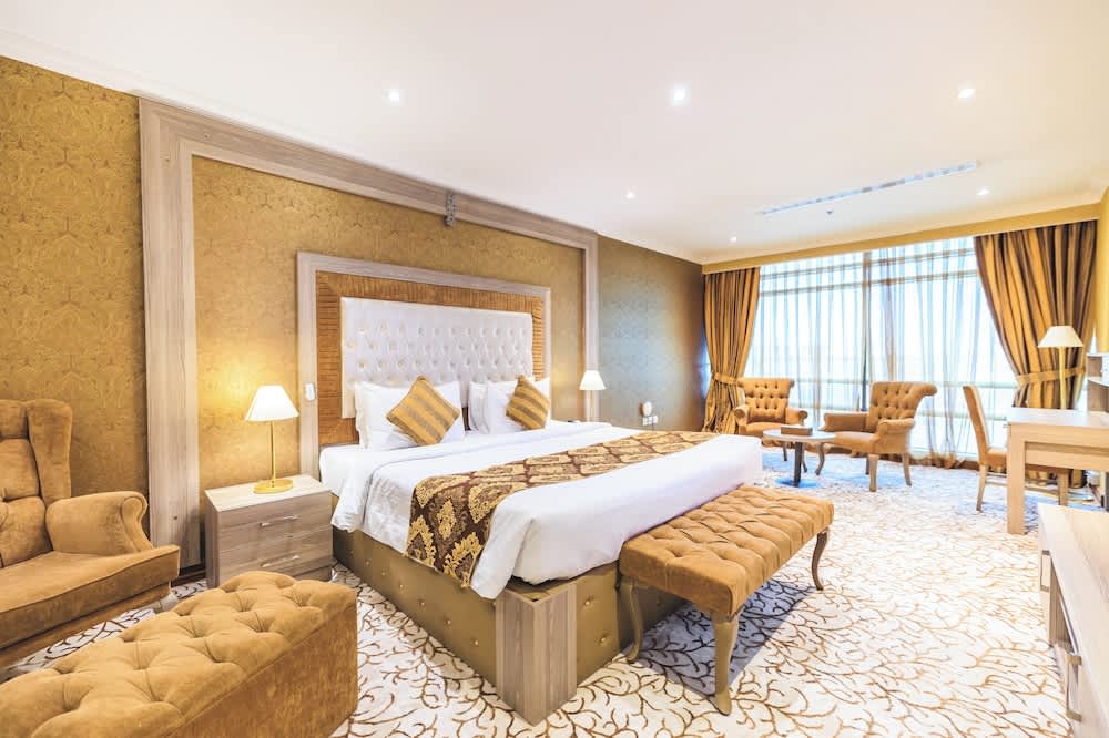 Sapphire Plaza Hotel 1