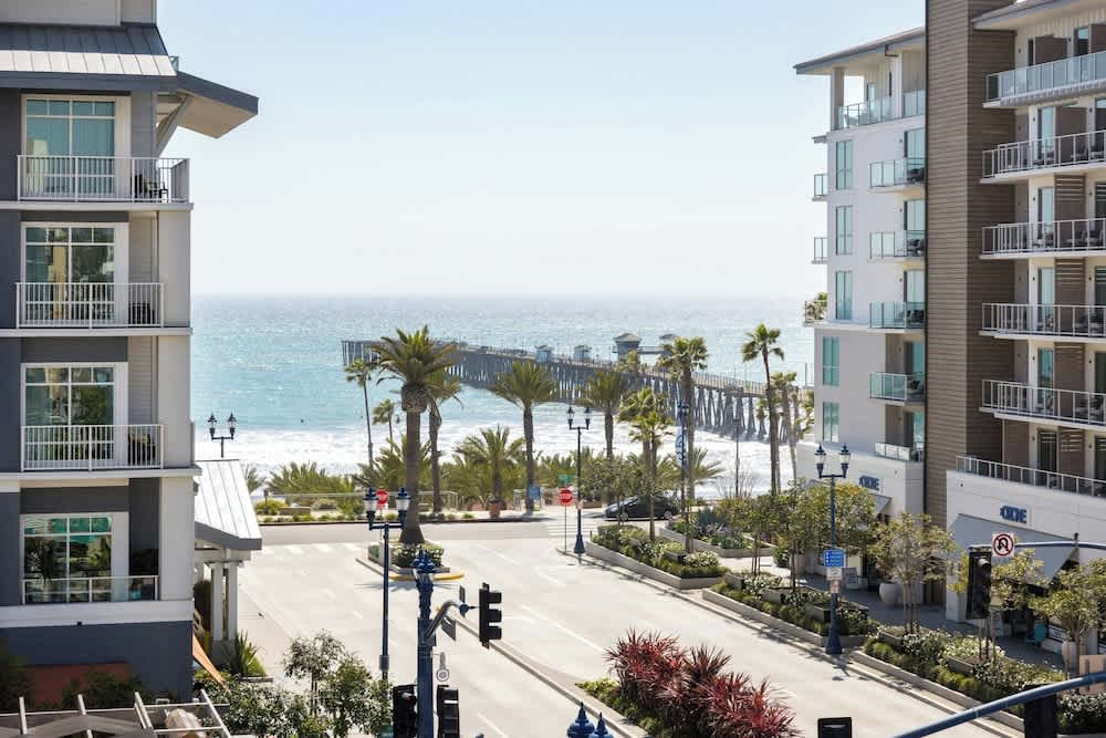 SpringHill Suites by Marriott Oceanside Beach 5