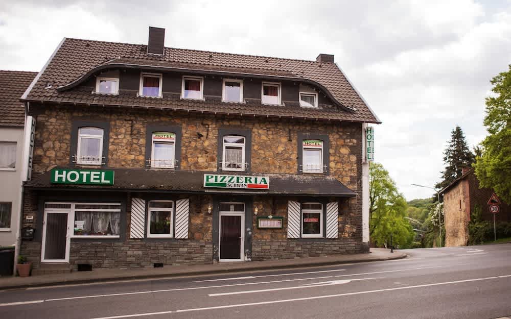 Hotel Schwan 1