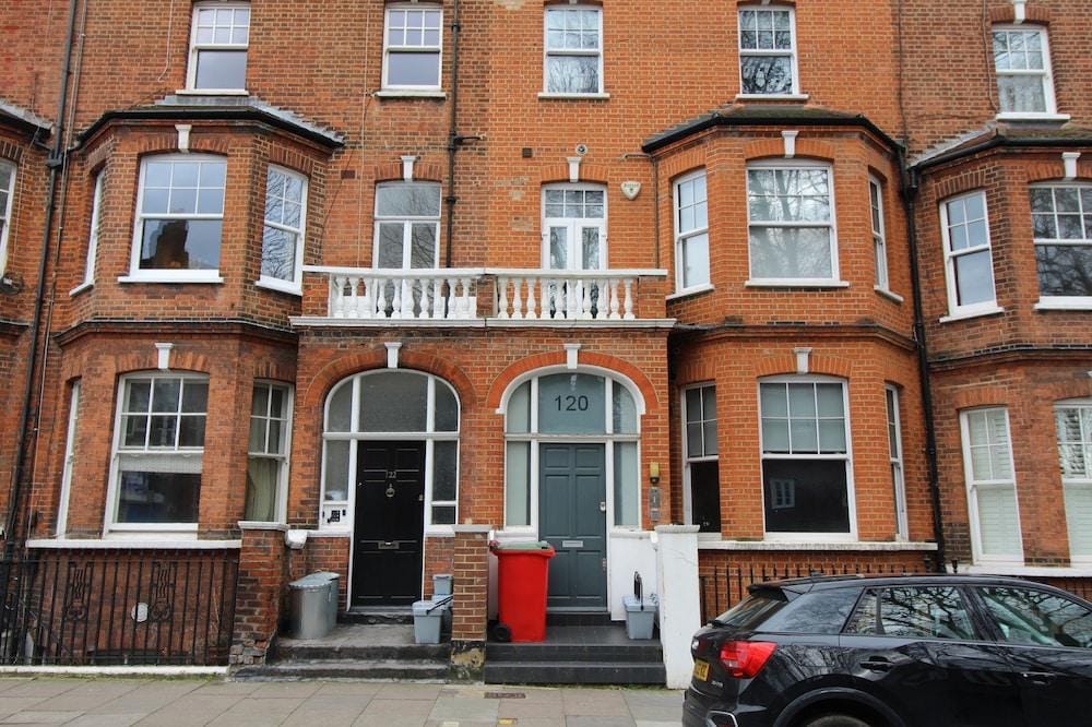Barons Court Apartments By Viridian Apartments 2