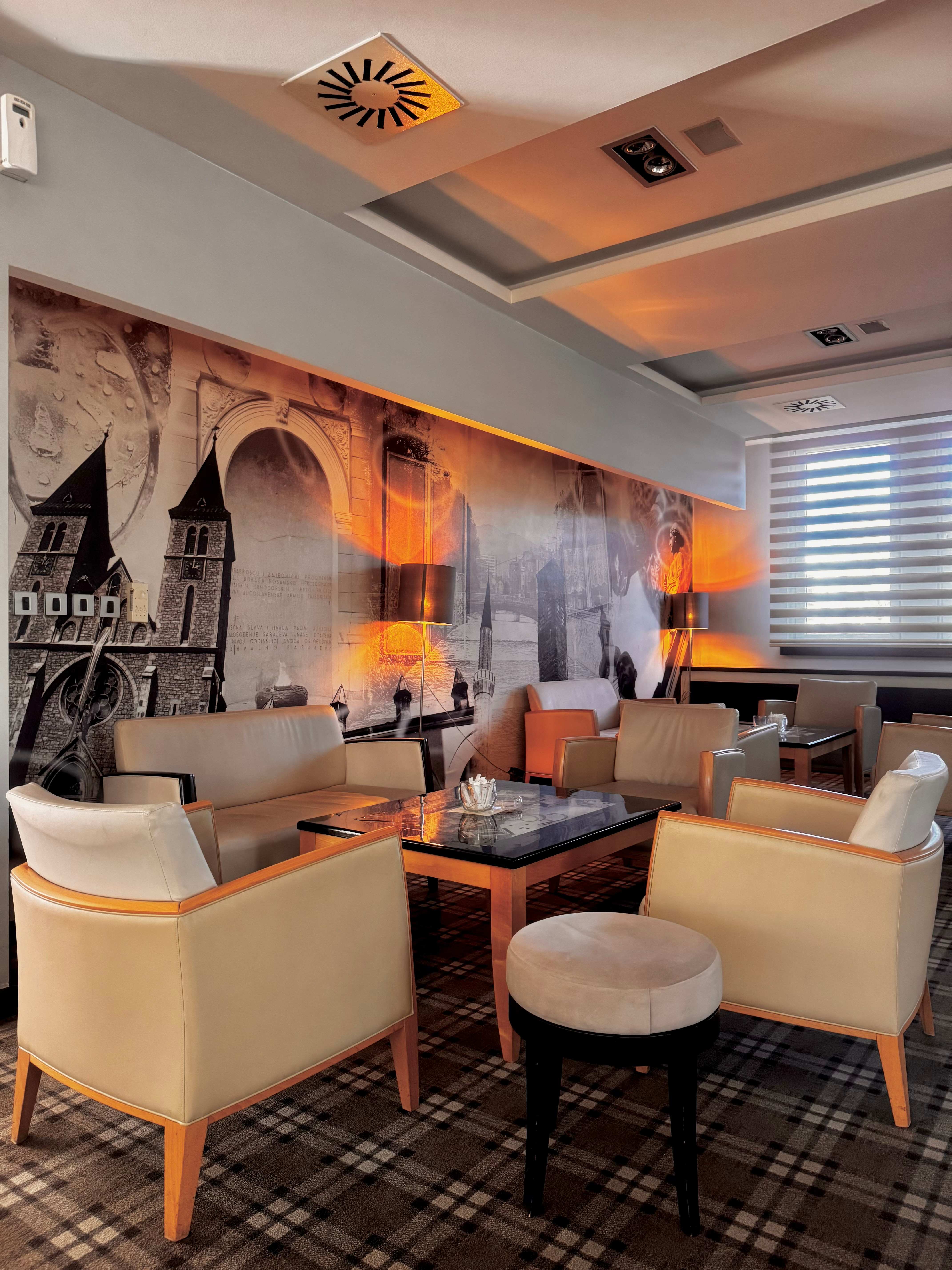 Hotel Exclusive 1