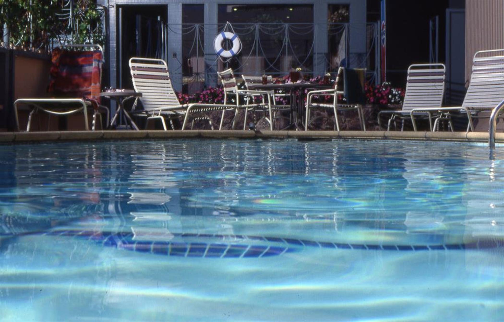 Civic Center Motor Inn 5