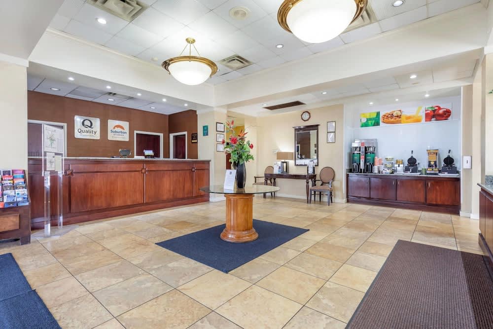 Suburban Studios Tysons Corner 2