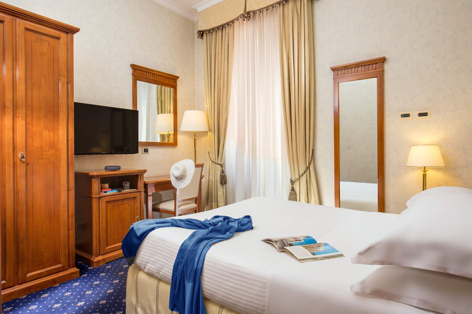 UNA Hotels Empire Roma 5