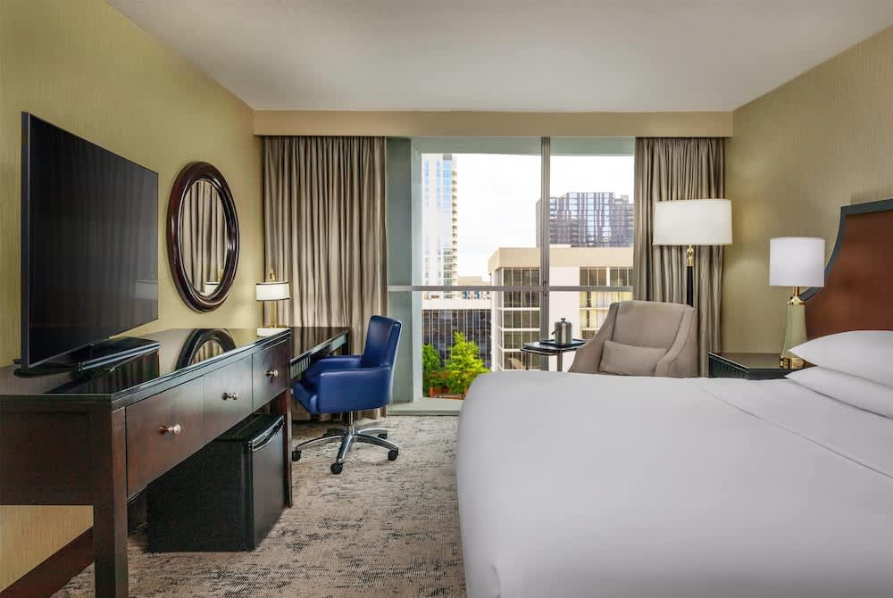 Courtland Grand Hotel, Trademark Collection by Wyndham former Sheraton Atlanta 5