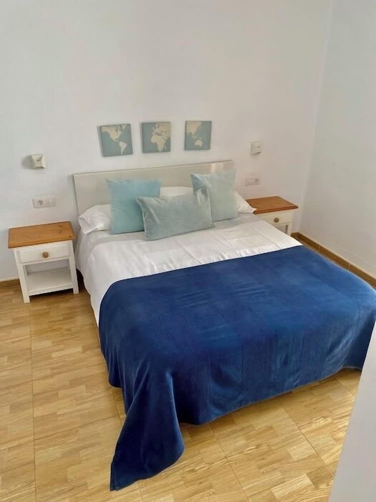 Neptuno Suites - Adults Only 5