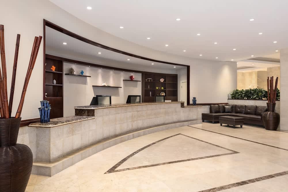 Radisson Resort Miami Beach 2