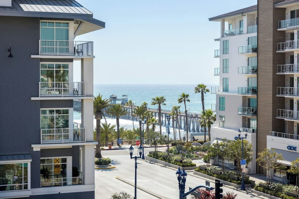 SpringHill Suites by Marriott Oceanside Beach 1