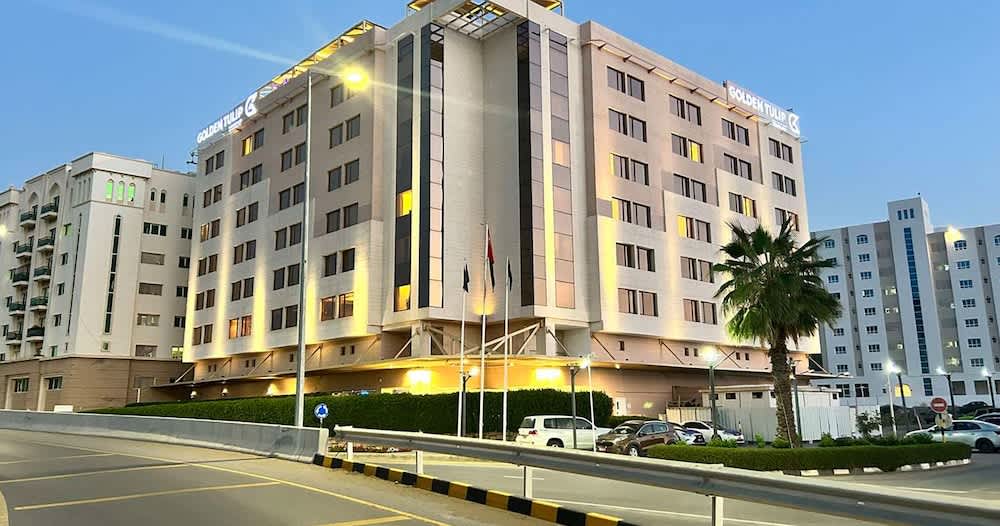 Golden Tulip Muscat 1