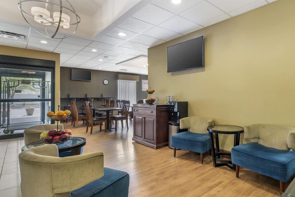 Best Western Plus University Inn 2
