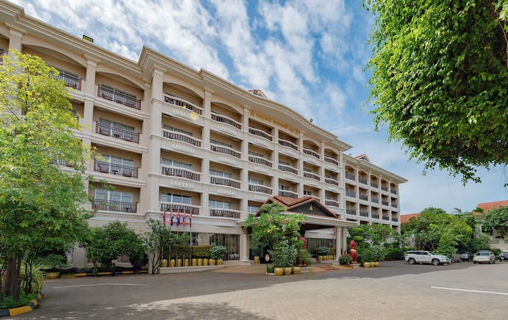 Hotel Somadevi Angkor Resort & Spa 1
