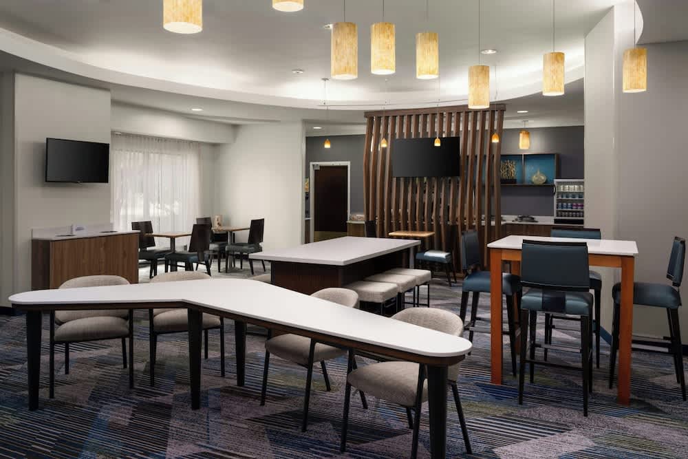 SpringHill Suites Fort Myers Airport 2
