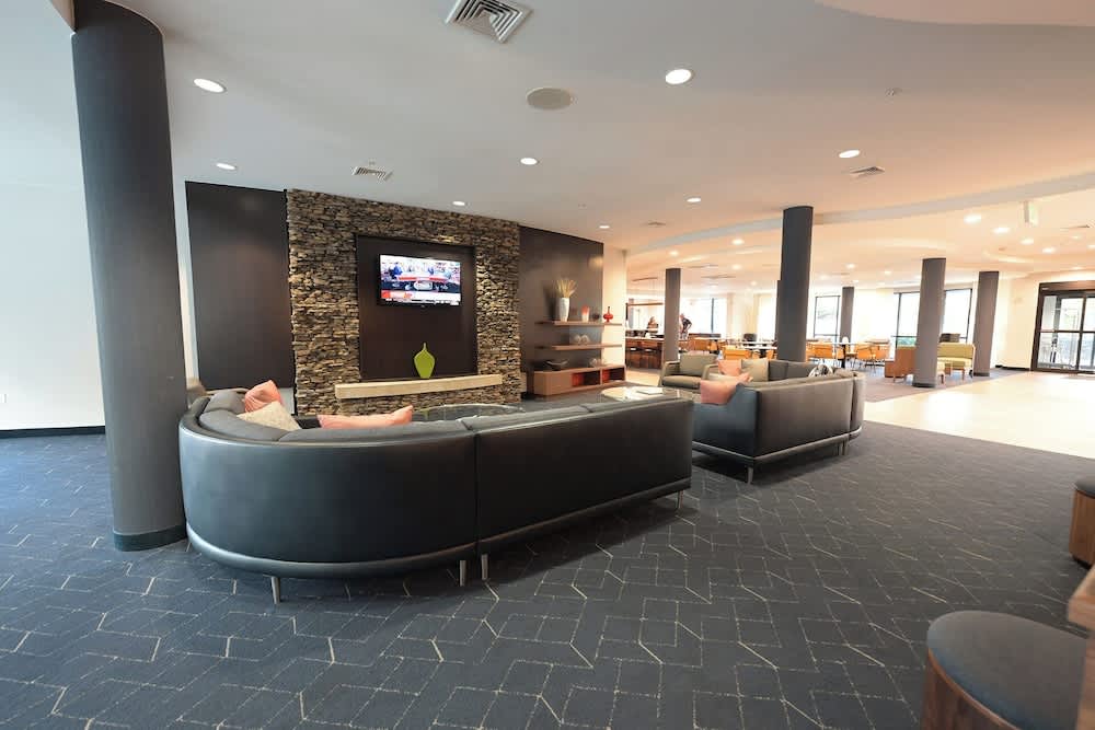 Courtyard by Marriott Albany 2