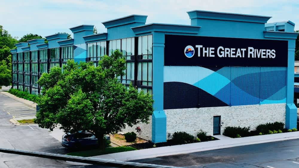 The Great Rivers, Ascend Hotel Collection 1