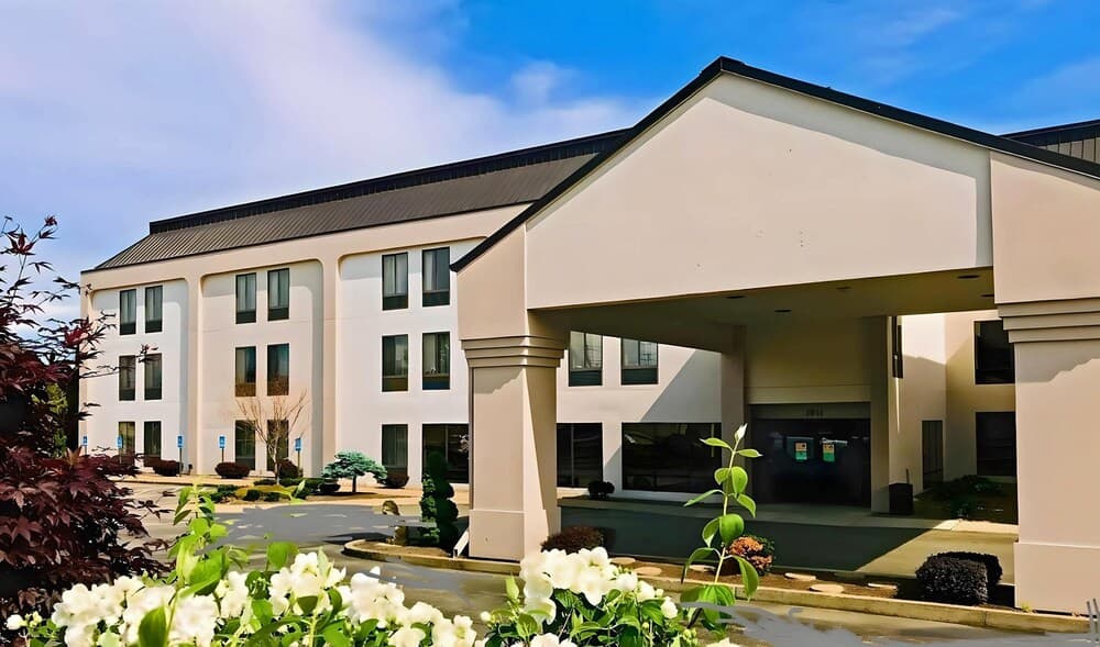 Comfort Inn, Erie - Near Presque Isle 1