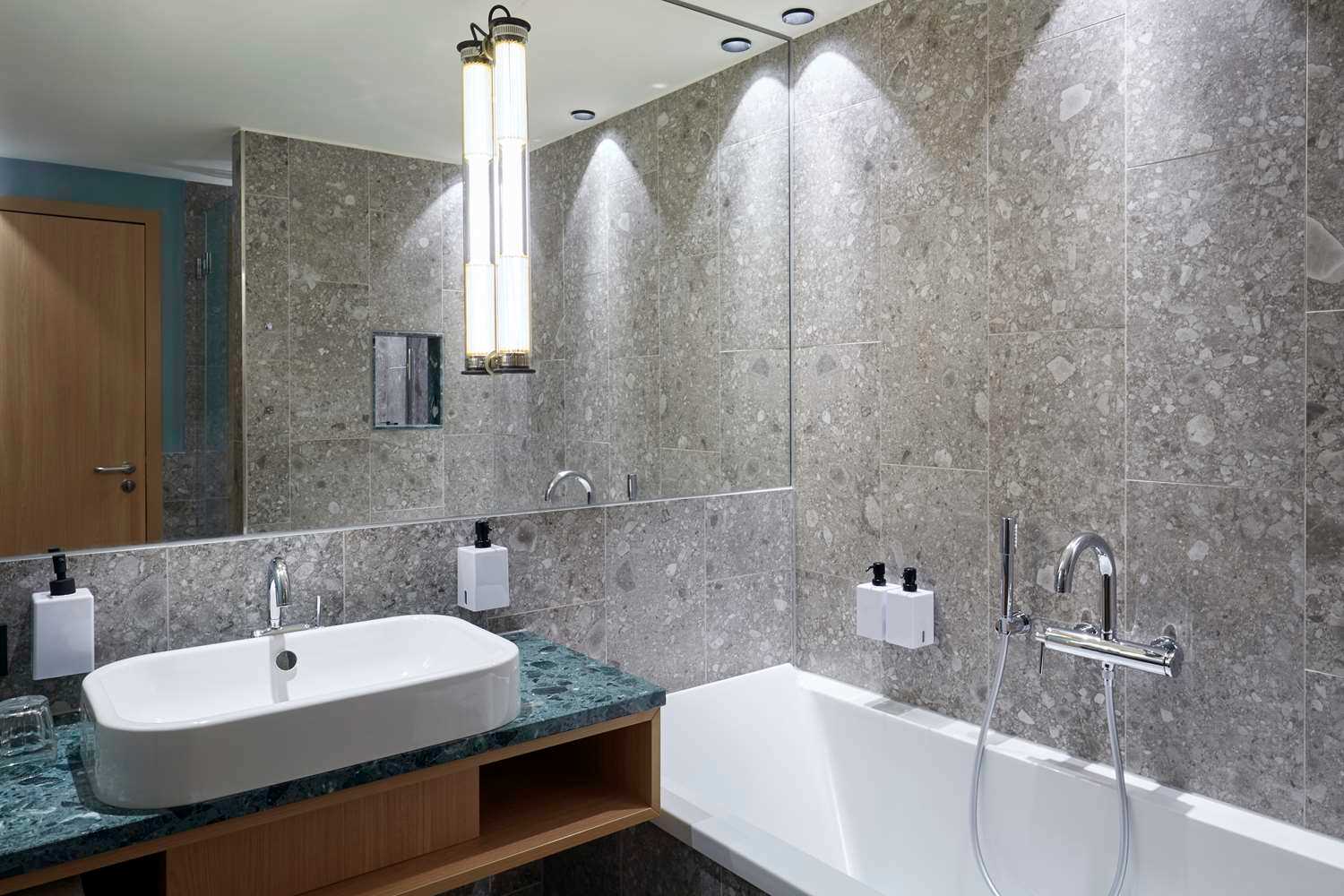 Scandic Frankfurt Hafenpark 4