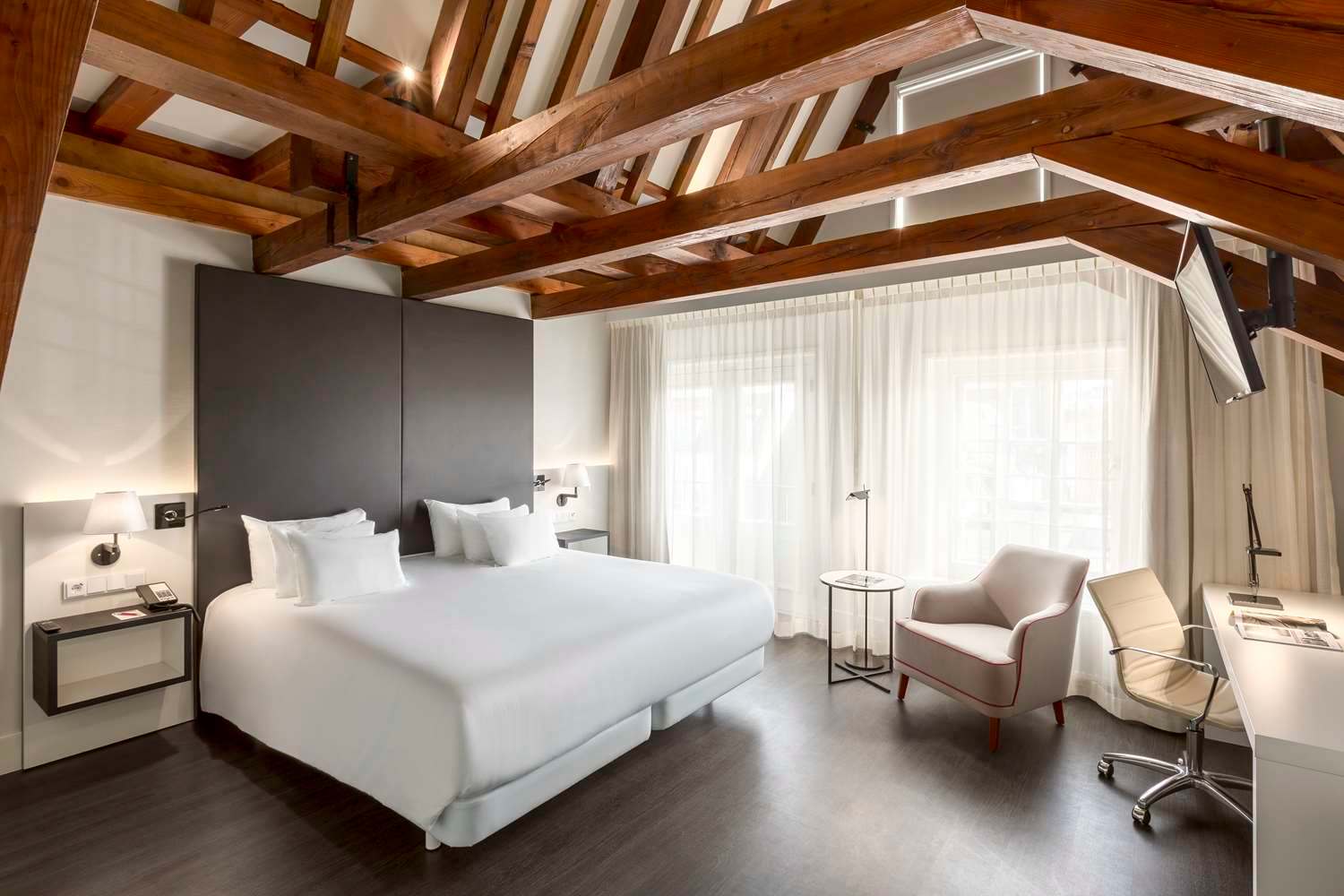 NH Collection Amsterdam Barbizon Palace 1