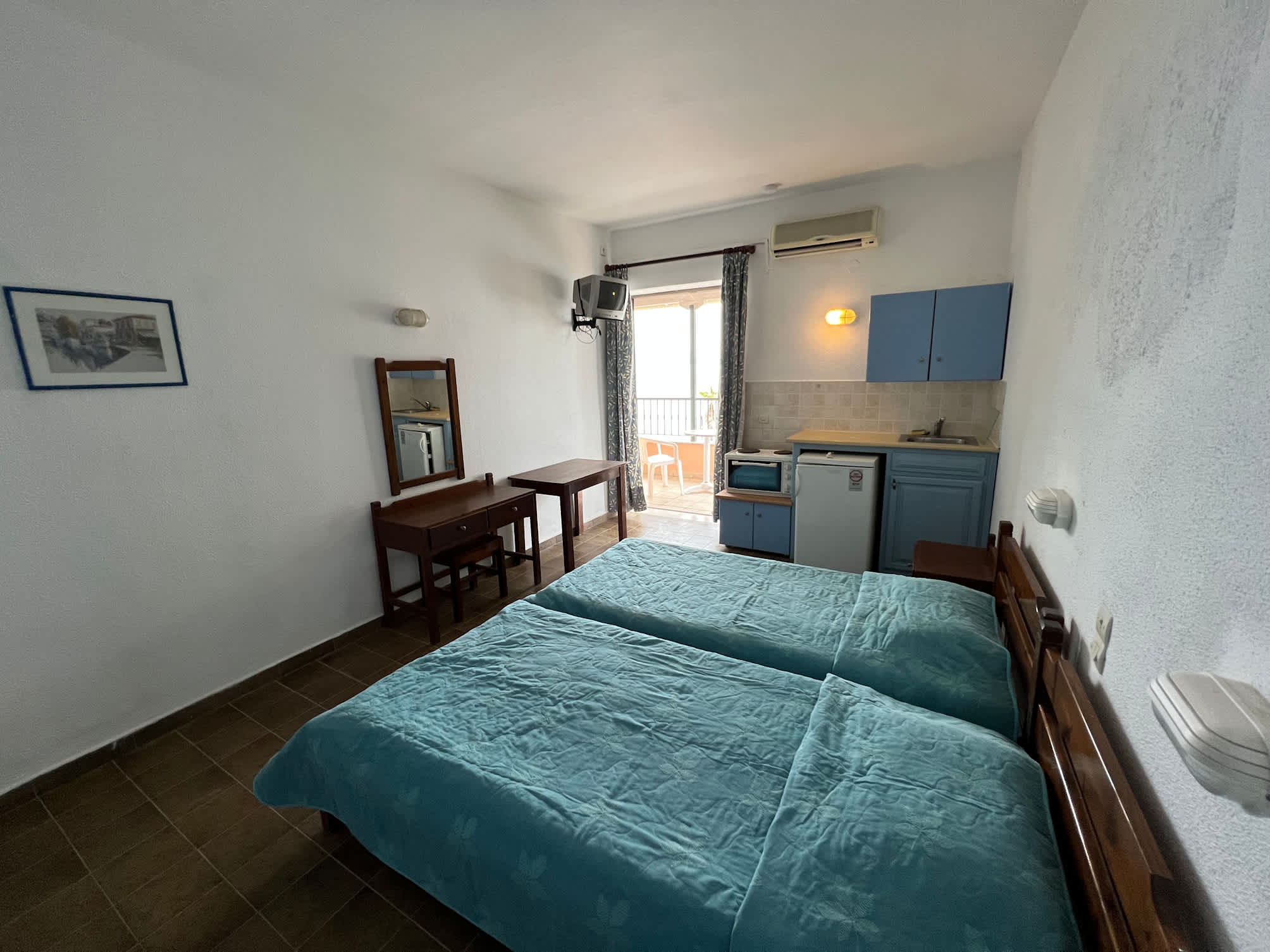 ZAMBELLA APARTMENTS 2
