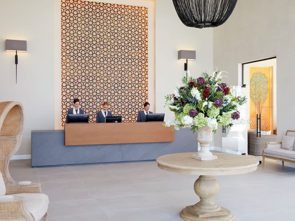 Nido, Mar-Bella Collection 4