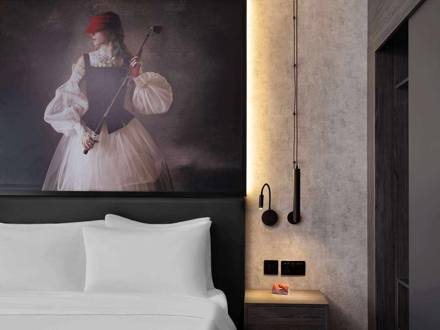 Radisson RED London Gatwick Airport 2