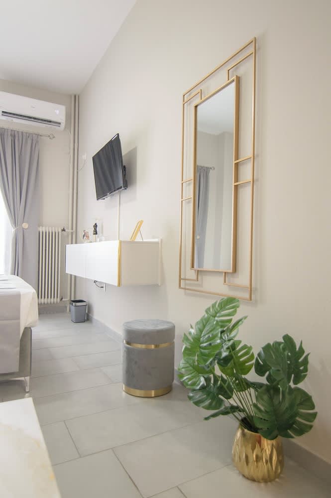 Urban Ceramic Apartment by GHH 2
