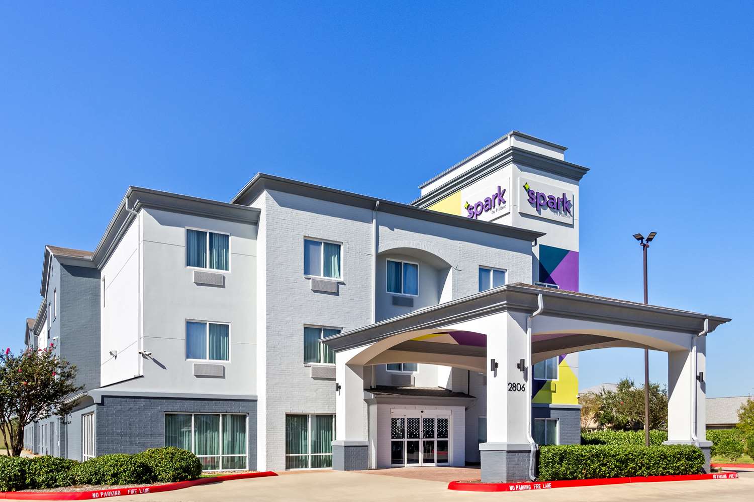 Spark by Hilton Pearland 2