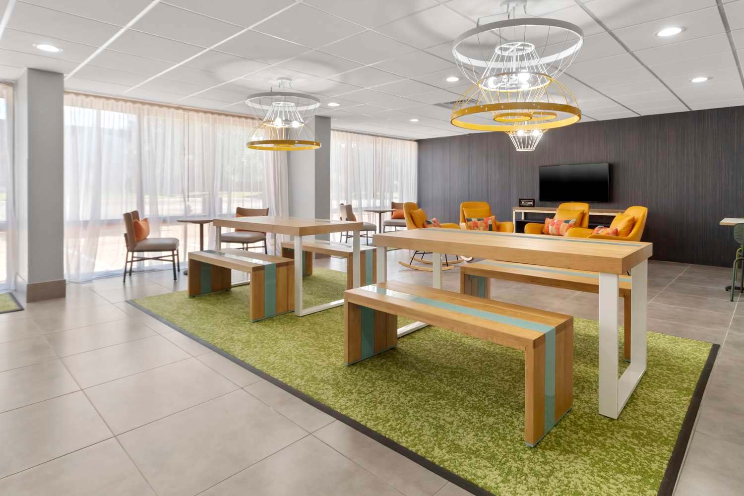 Spark by Hilton Grand Prairie 5