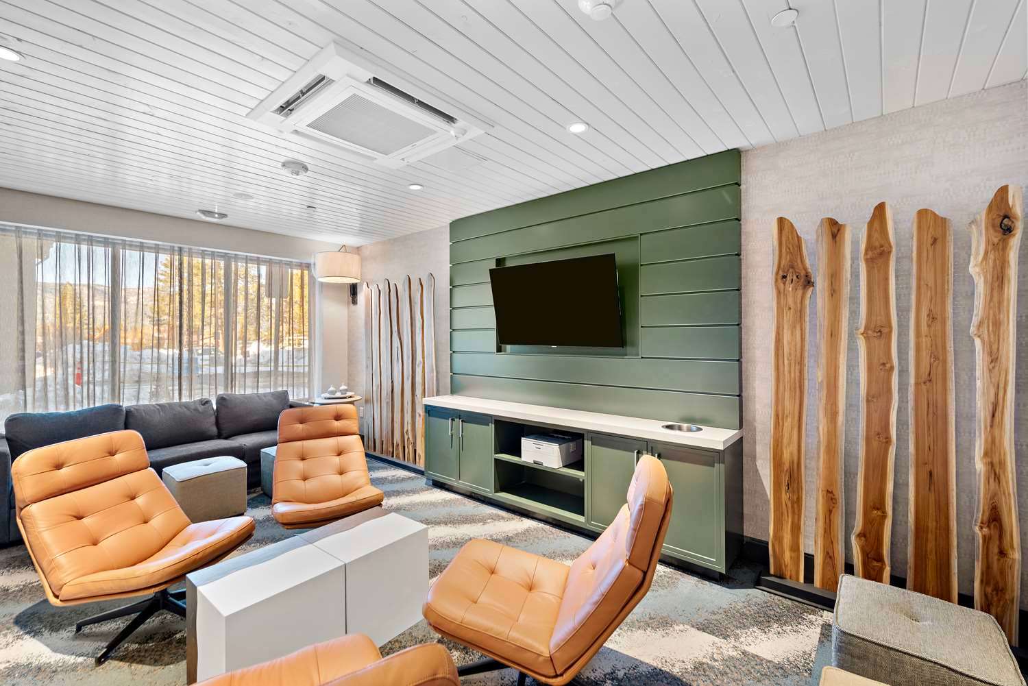 Home2 Suites By Hilton Big Bear Lake 3