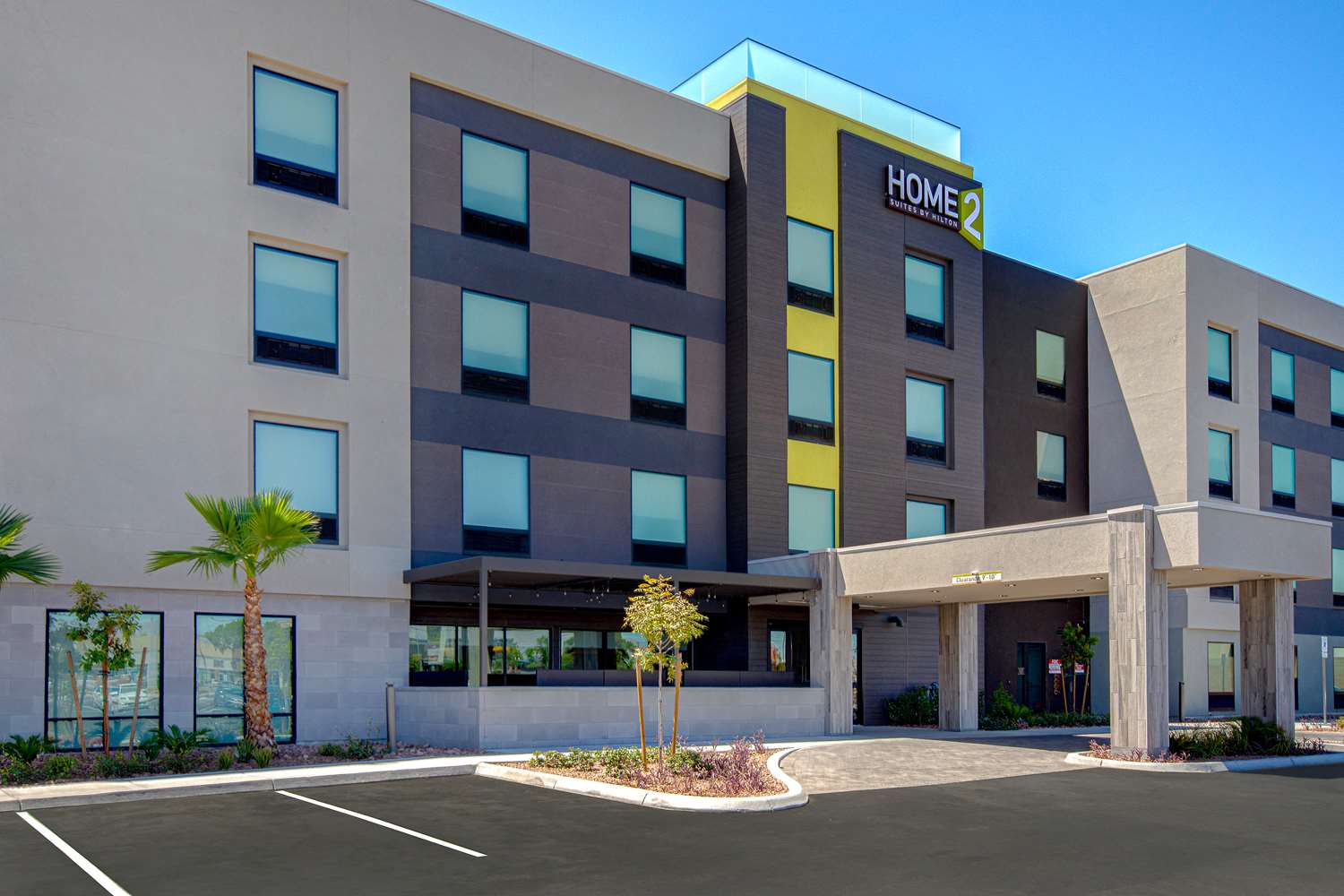 Home2 Suites By Hilton Las Vegas North 3