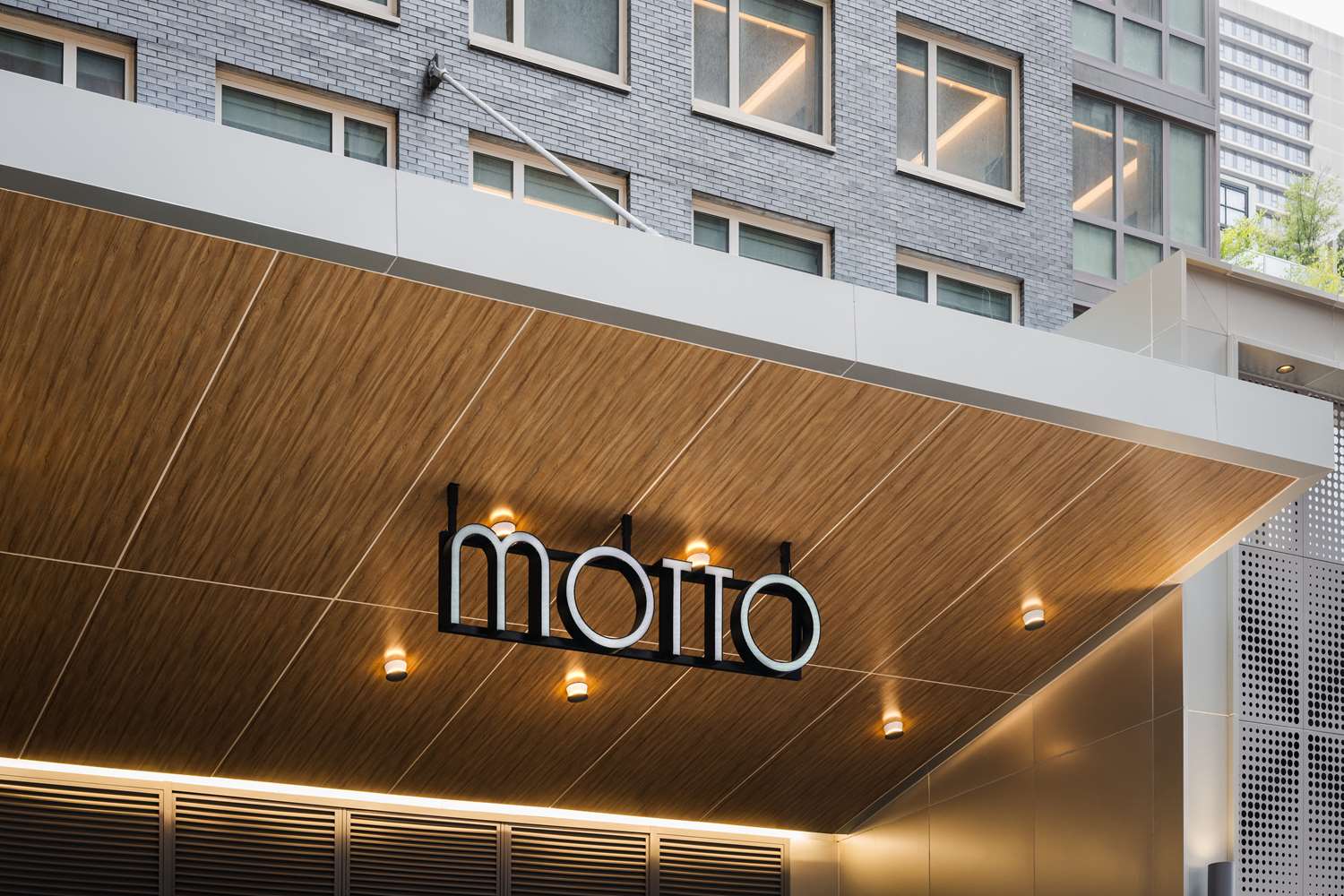 Motto By Hilton New York City Times Square 2