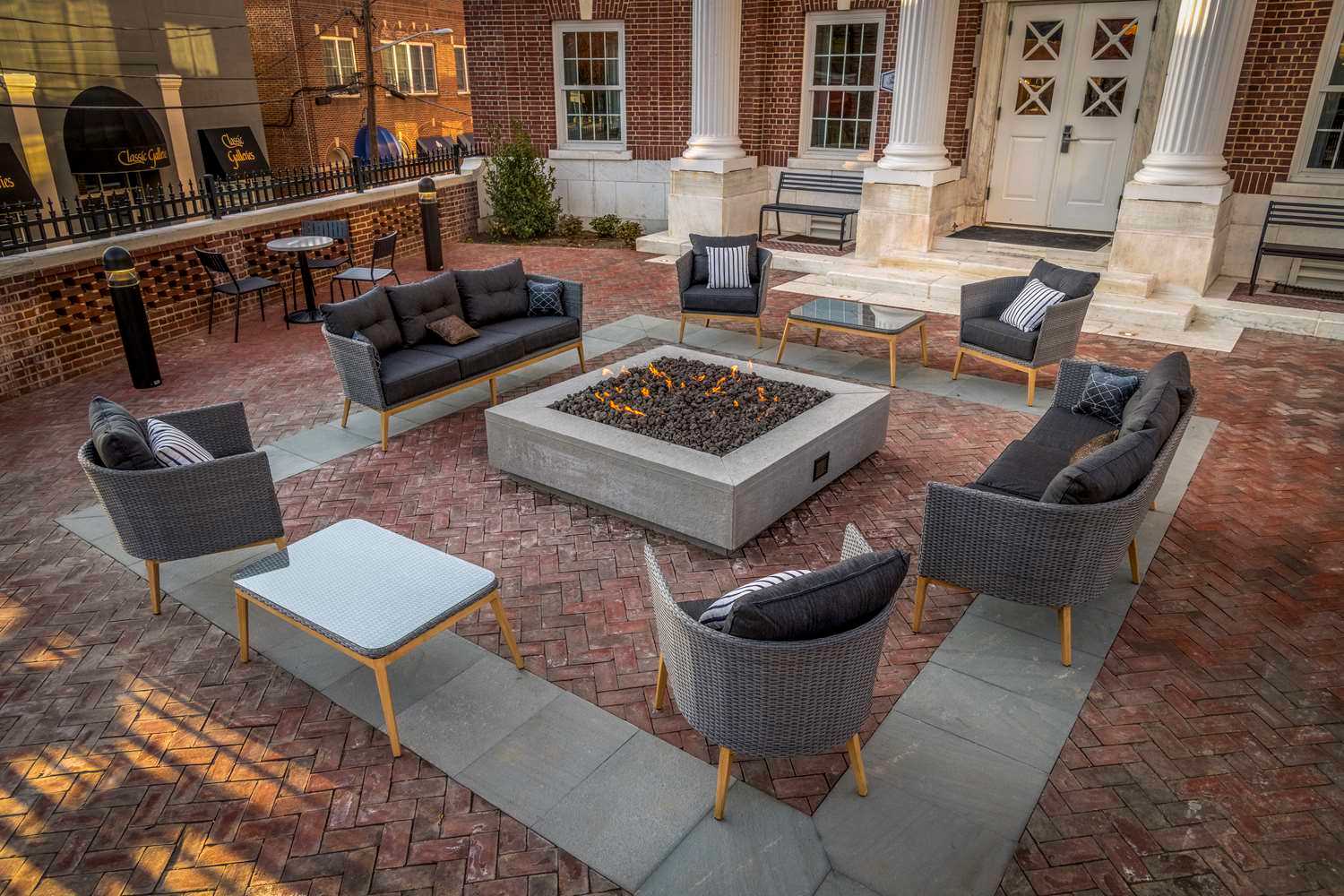 Hampton Inn & Suites Huntington Downtown, Ny 2