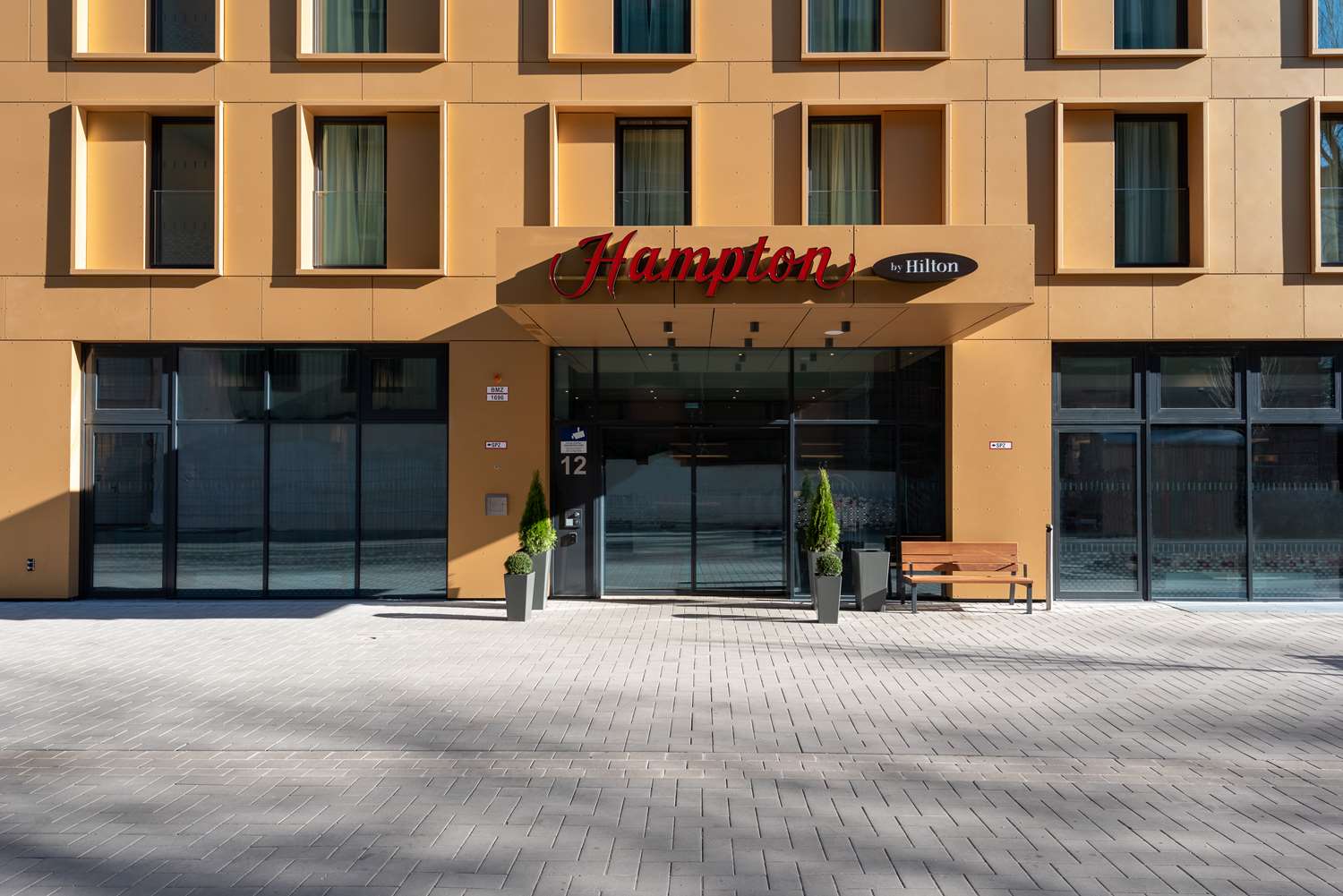Hampton by Hilton Düsseldorf City Centre 2