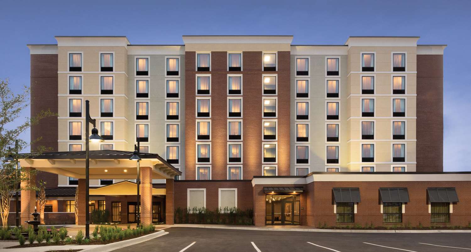 DoubleTree by Hilton Charleston Mount Pleasant 2