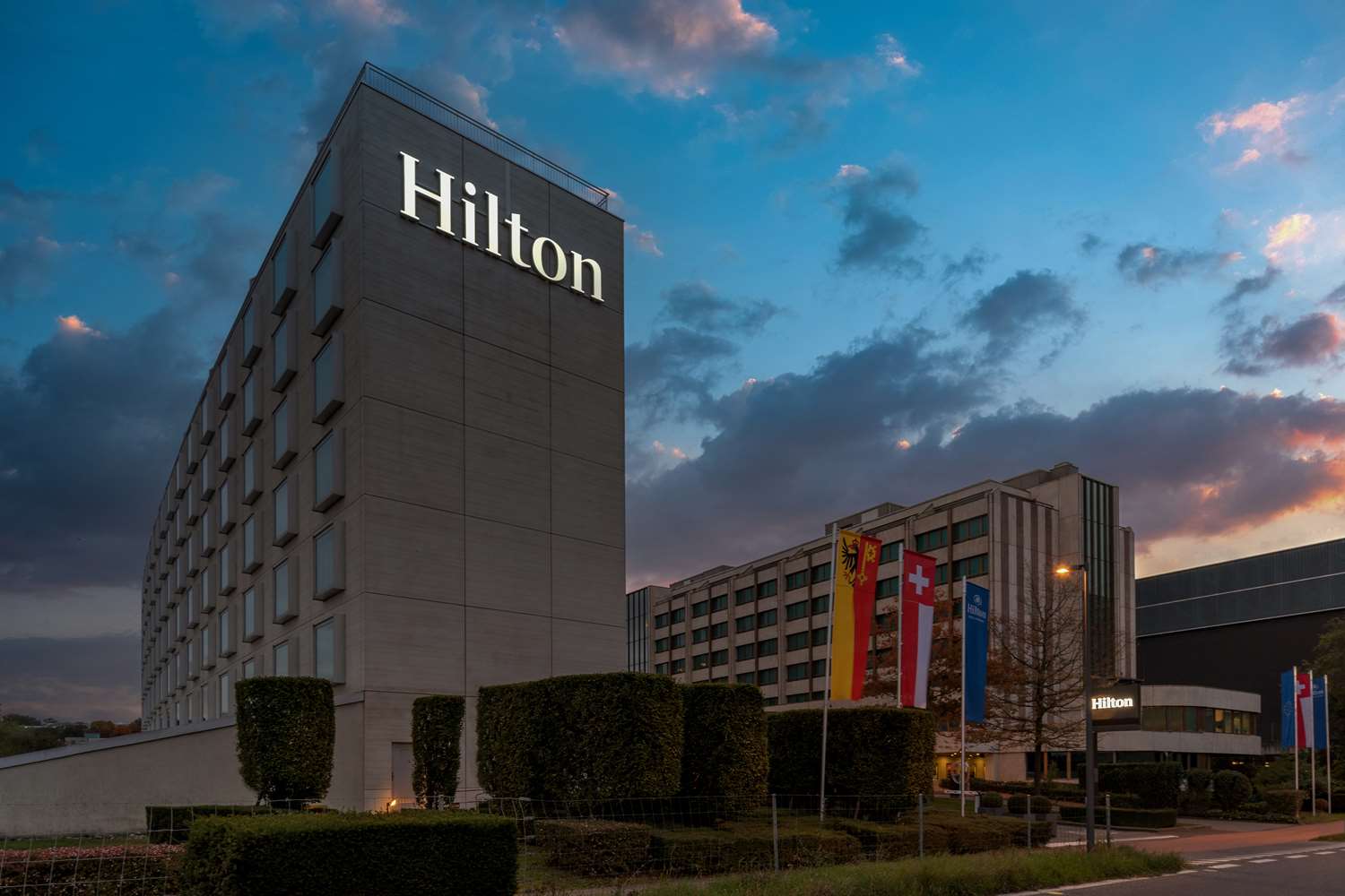 Hilton Geneva Hotel and Conference Centre 4