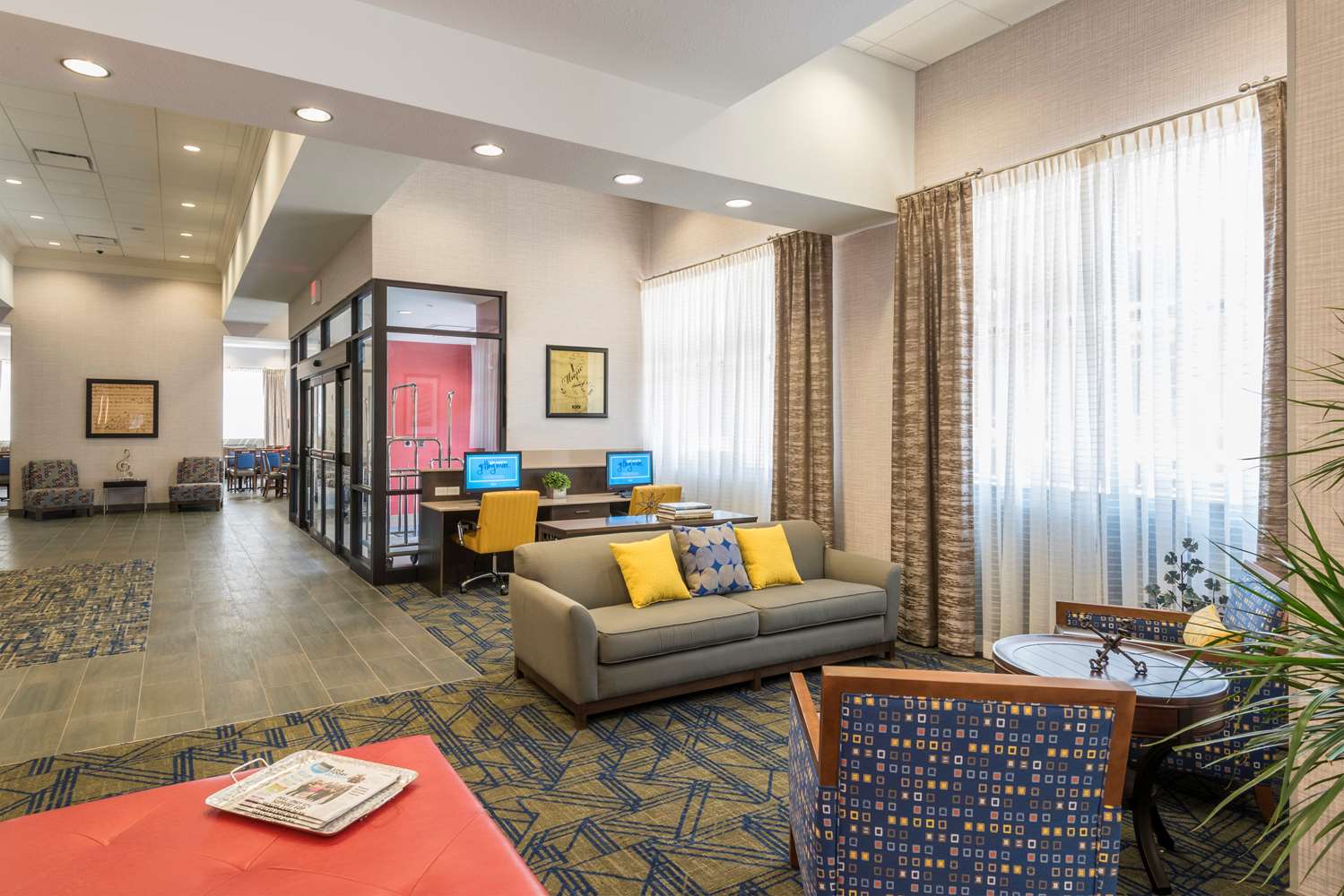 Hampton Inn & Suites - Tulsa Downtown, OK 5