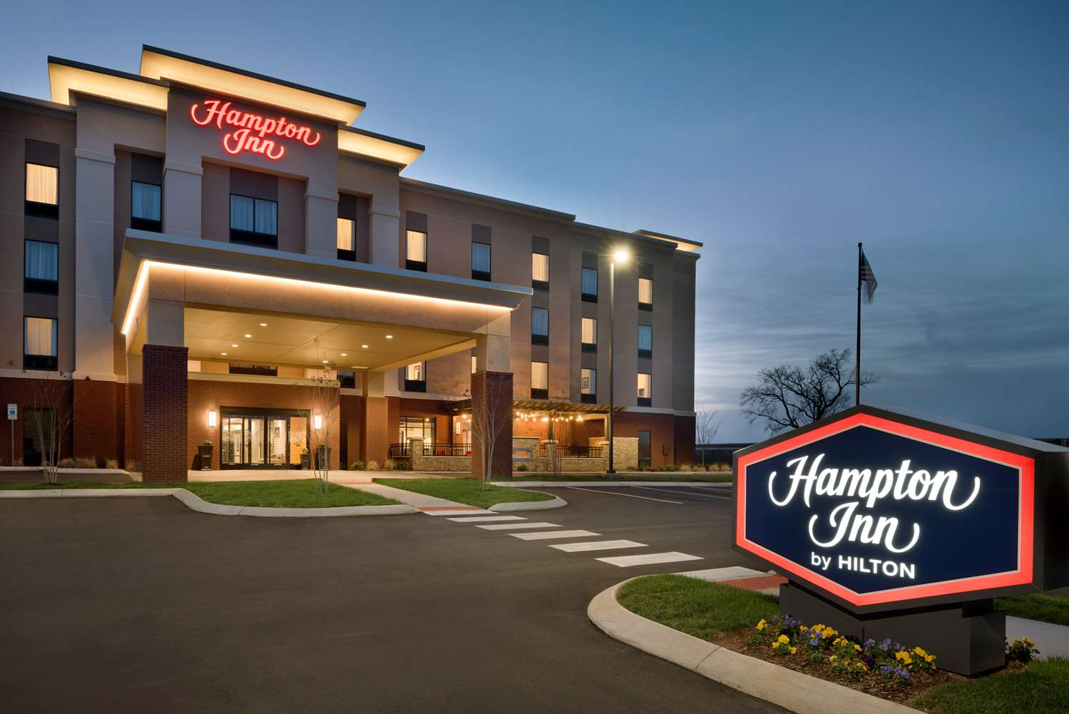 Hampton Inn by Hilton Spring Hill, TN 2