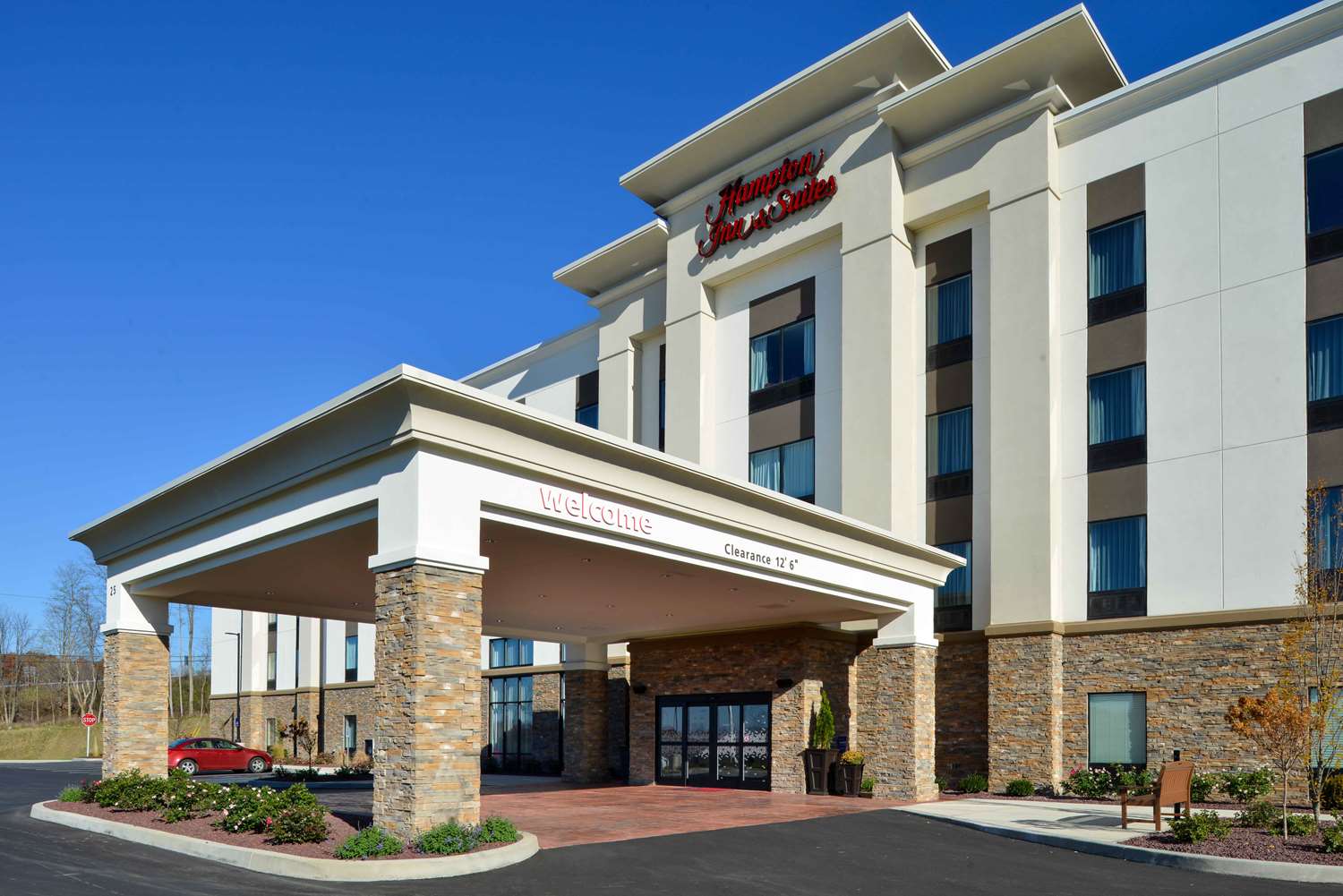 Hampton Inn & Suites Albany-East Greenbush, NY 5