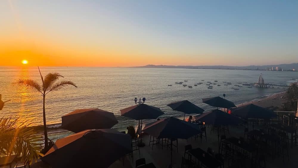 Blue Chairs Beachfront Resort Puerto Vallarta Mexico - Adults Only 1