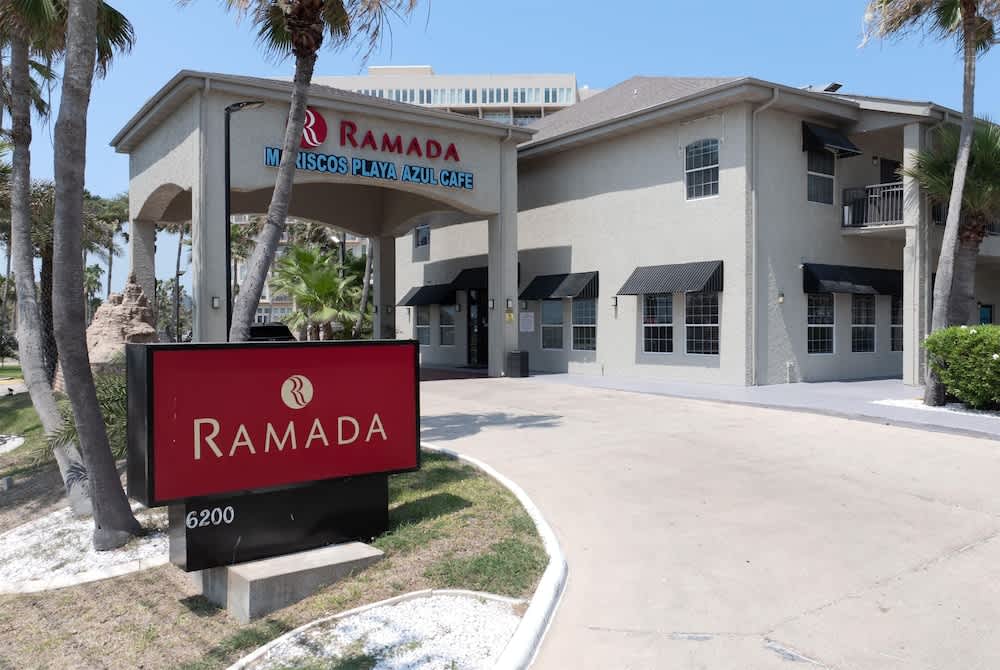 Ramada by Wyndham & Suites South Padre Island 1