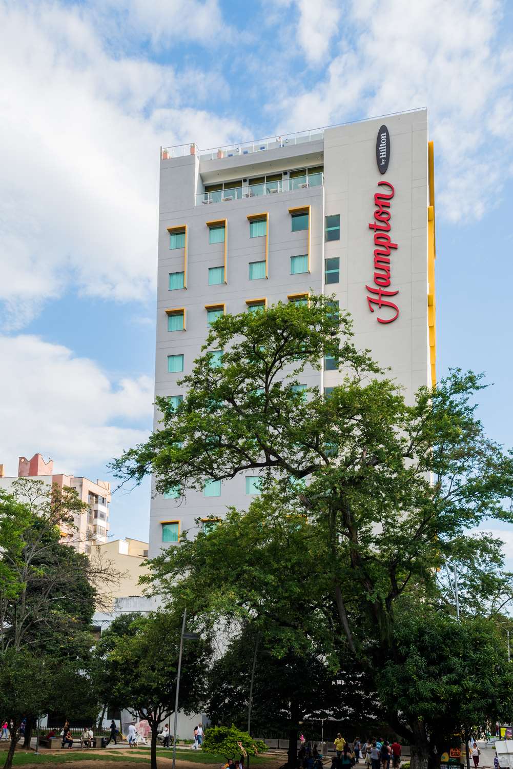 Hampton By Hilton Bucaramanga 2