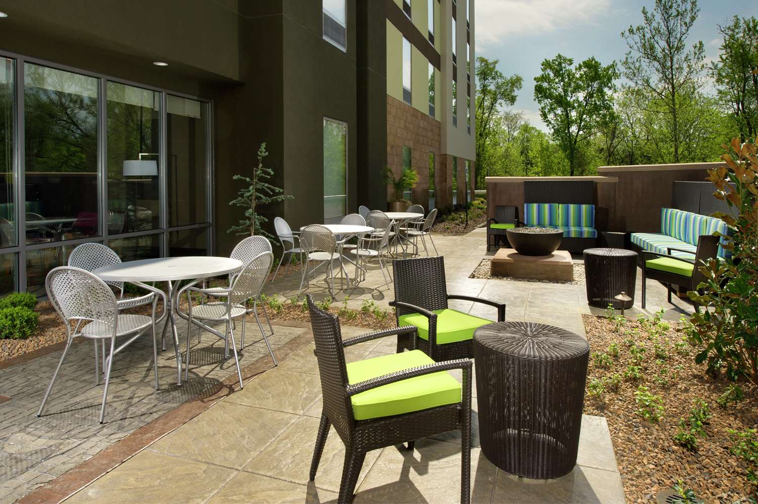 Home2 Suites by Hilton Louisville East Hurstbourne 2