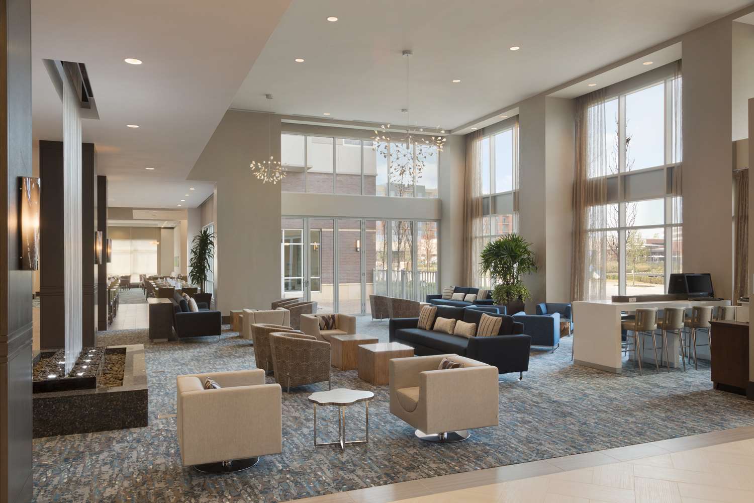 Embassy Suites by Hilton The Woodlands at Hughes Landing 2